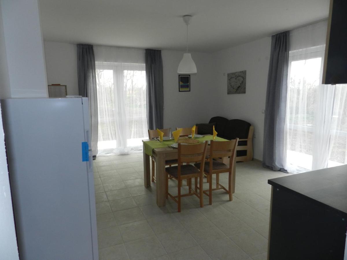 Villa Campo Ezerets Eksteriør bilde
